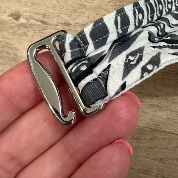 La vie en rose chevron bikini with fringe and scrunch bum - Picture 9 of 9